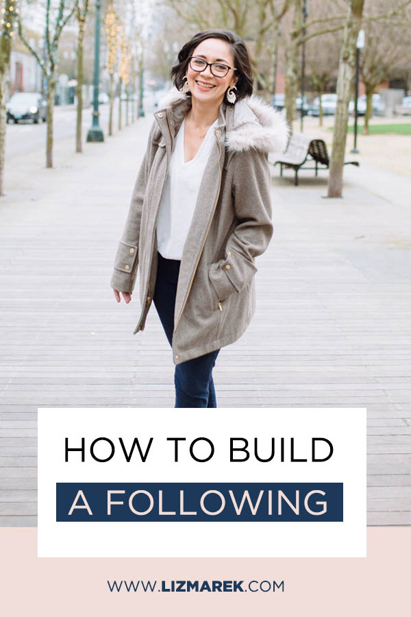 What makes people follow you are the same reasons you follow certain people The only thing you need to gain followers is to do three things. Be like-able, be a trustworthy source of information that your followers need/want, and show up consistently. These three things are all that anyone does to grow their followers and build a base of loyal fans who read their content, buy their products and support their businesses.